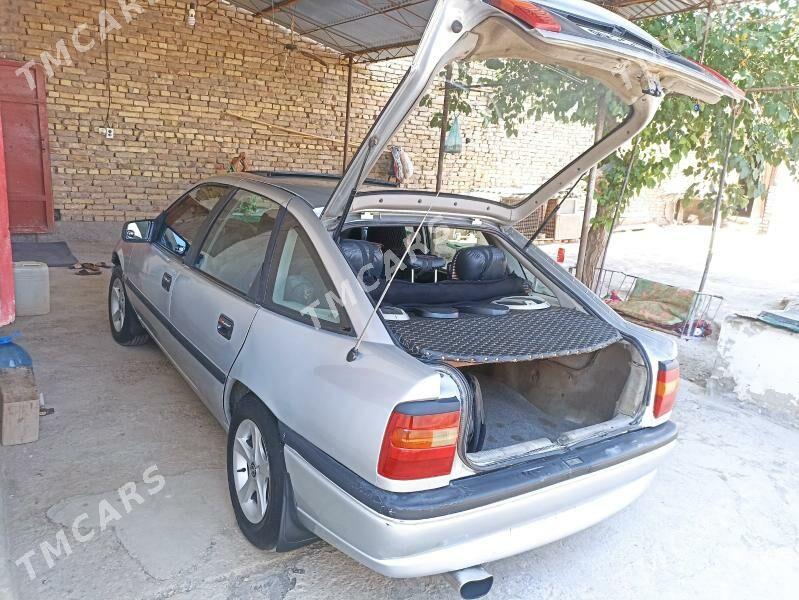 Opel Vectra 1989 - 34 000 TMT - Dänew - img 8