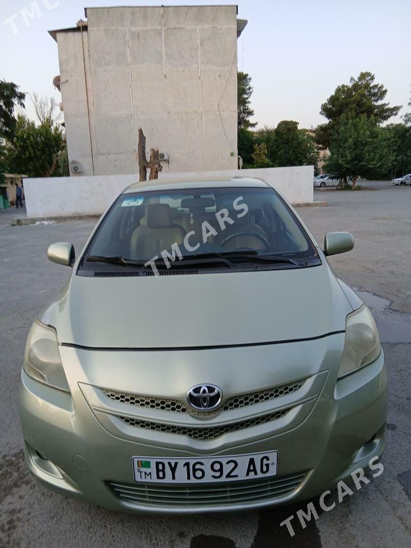 Toyota Yaris 2007 - 127 000 TMT - 1 мкр - img 2