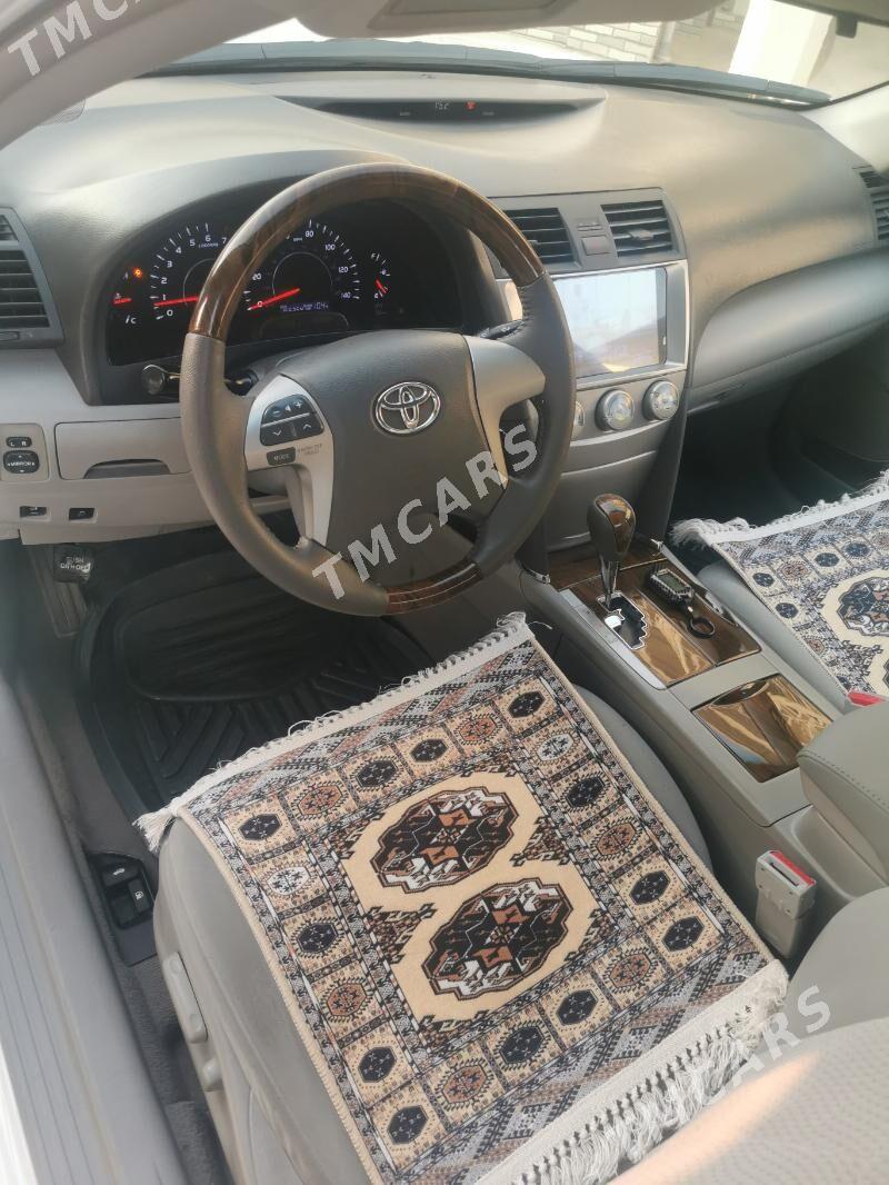 Toyota Camry 2010 - 190 000 TMT - Balkanabat - img 1