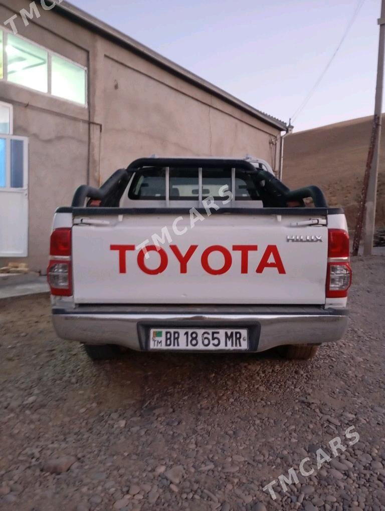 Toyota Hilux 2008 - 220 000 TMT - Тагтабазар - img 3