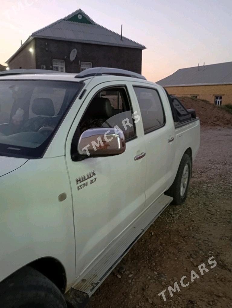 Toyota Hilux 2008 - 220 000 TMT - Тагтабазар - img 6