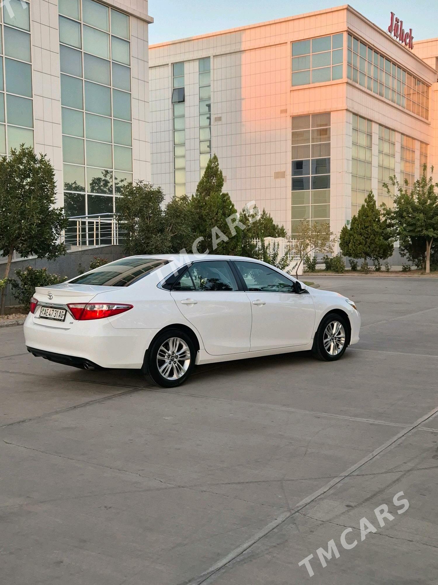 Toyota Camry 2017 - 265 000 TMT - Aşgabat - img 3