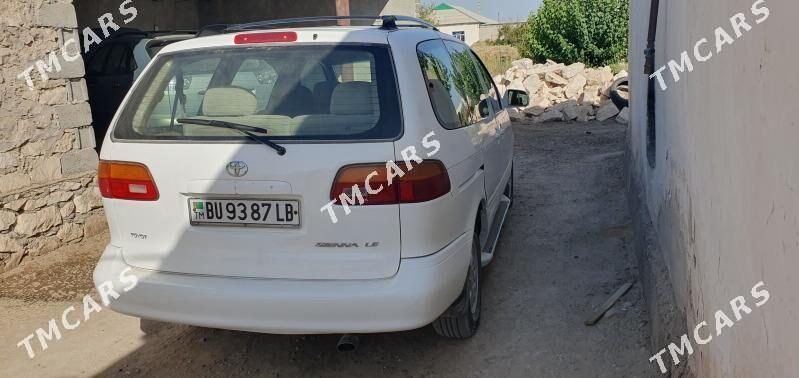 Toyota Sienna 2000 - 140 000 TMT - Койтендаг - img 3