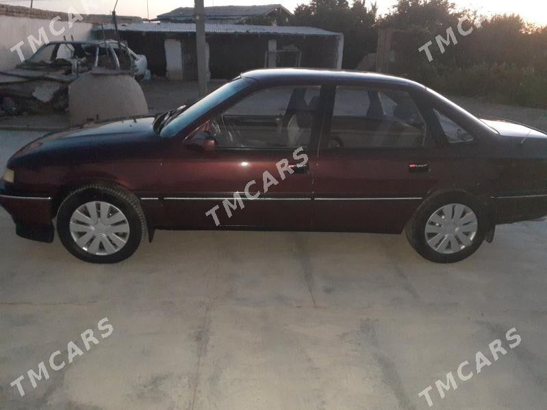 Opel Vectra 1990 - 45 000 TMT - Saýat - img 6