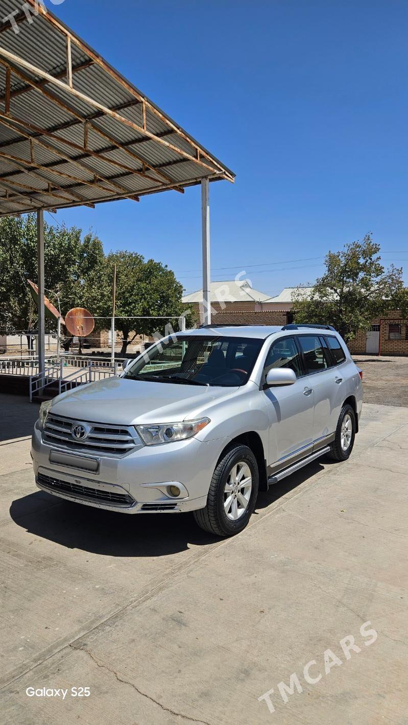 Toyota Highlander 2011 - 310 000 TMT - Серахс - img 4