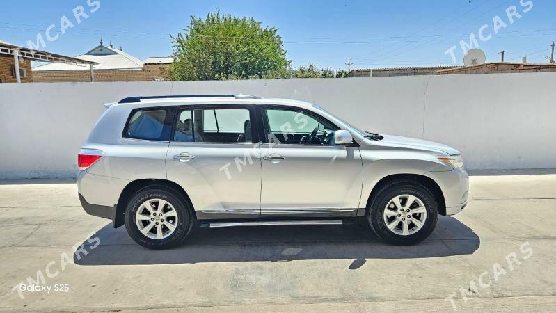 Toyota Highlander 2011 - 310 000 TMT - Серахс - img 10