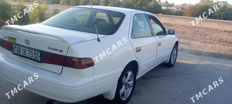 Toyota Camry 1999 - 120 000 TMT - Boldumsaz - img 5
