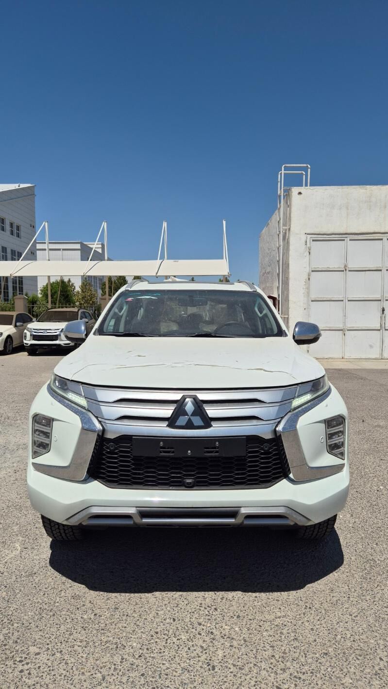 Mitsubishi Montero Sport 2024 - 565 000 TMT - Aşgabat - img 10