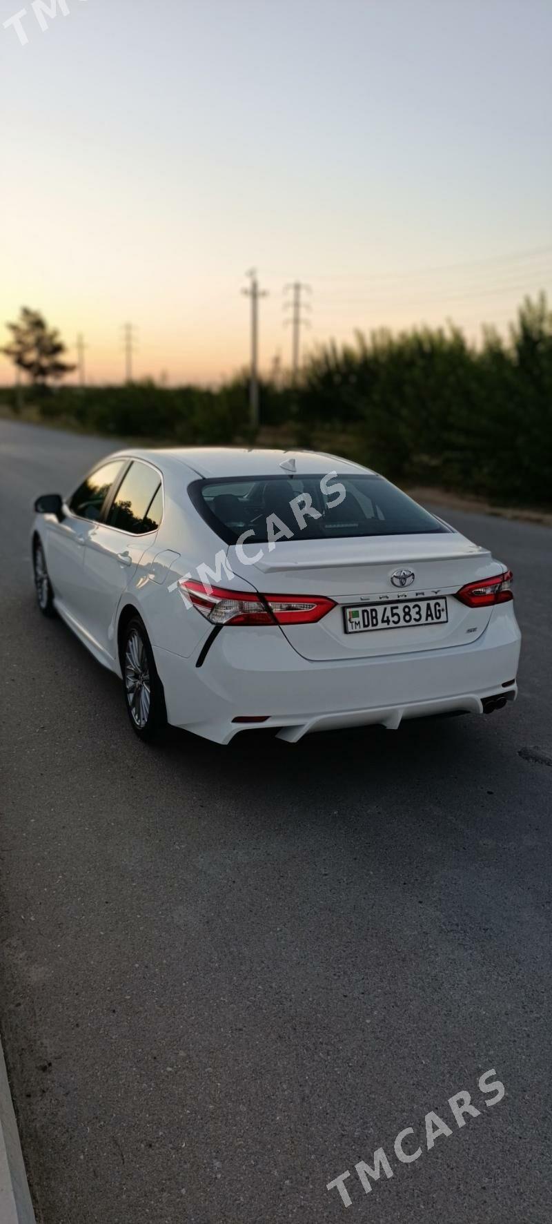 Toyota Camry 2020 - 350 000 TMT - Арзув - img 2