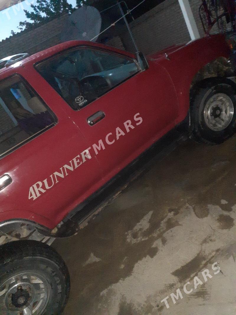 Toyota 4Runner 1995 - 70 000 TMT - Saýat - img 3