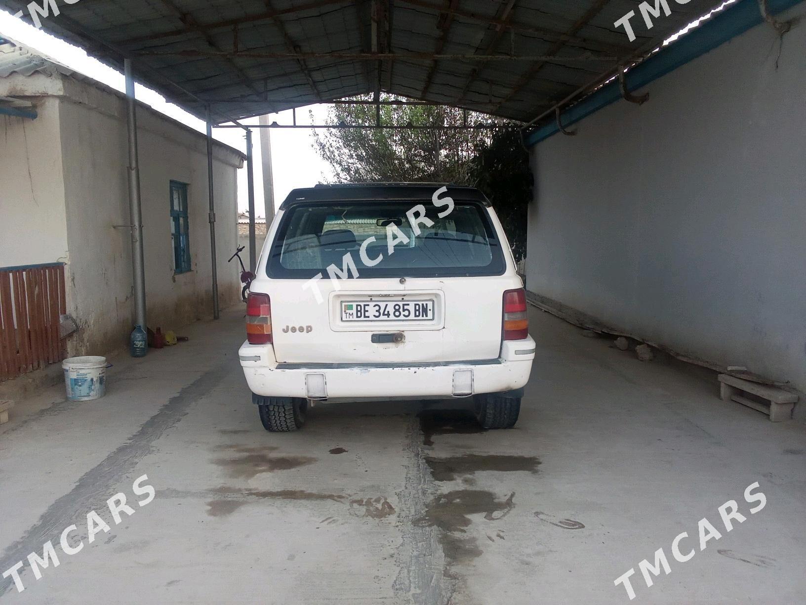 Jeep Grand Cherokee 1993 - 40 000 TMT - Эсенгулы - img 4