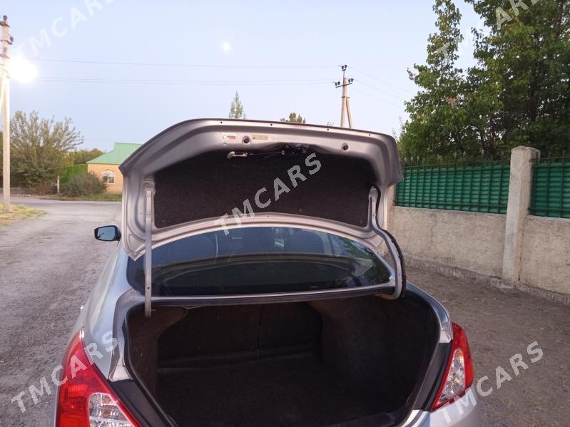 Nissan Versa 2014 - 125 000 TMT - Ашхабад - img 2