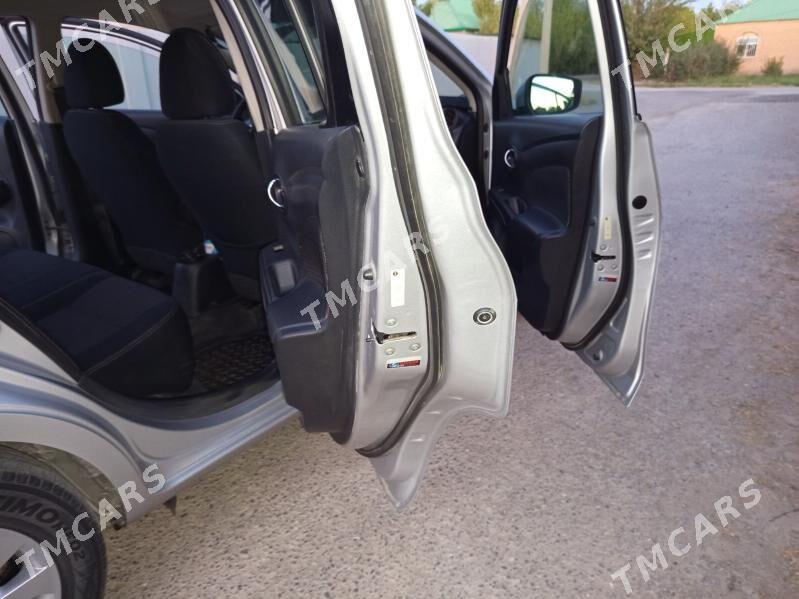 Nissan Versa 2014 - 125 000 TMT - Ашхабад - img 5