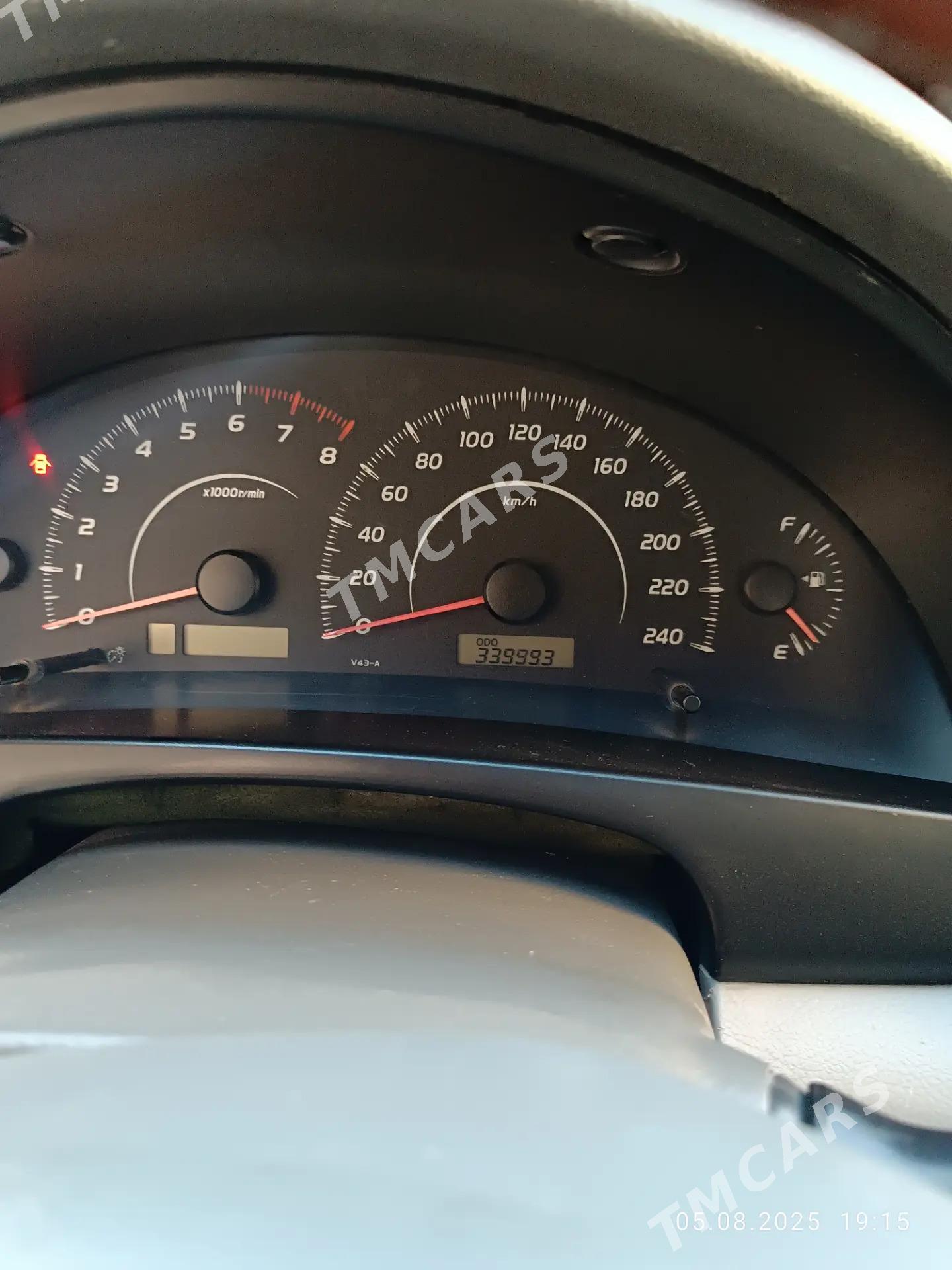 Toyota Camry 2011 - 140 000 TMT - Мары - img 2