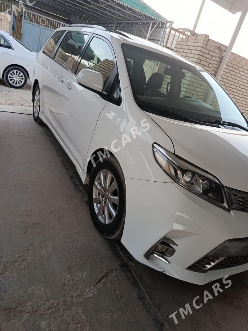 Toyota Sienna 2017 - 390 000 TMT - Mary - img 2