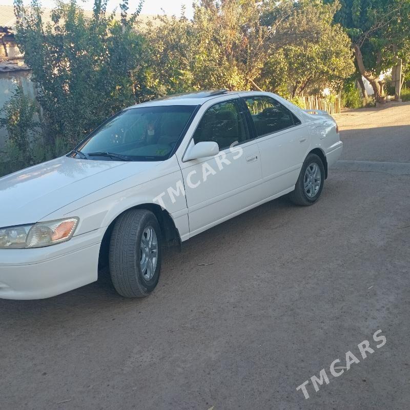 Toyota Camry 2001 - 124 000 TMT - Daşoguz - img 2