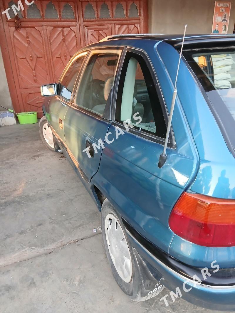 Opel Astra 1992 - 40 000 TMT - Köneürgenç - img 4