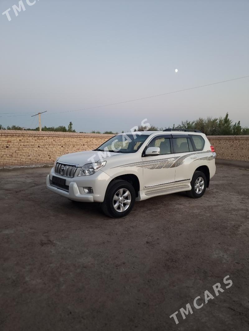 Toyota Land Cruiser Prado 2013 - 480 000 TMT - Губадаг - img 2