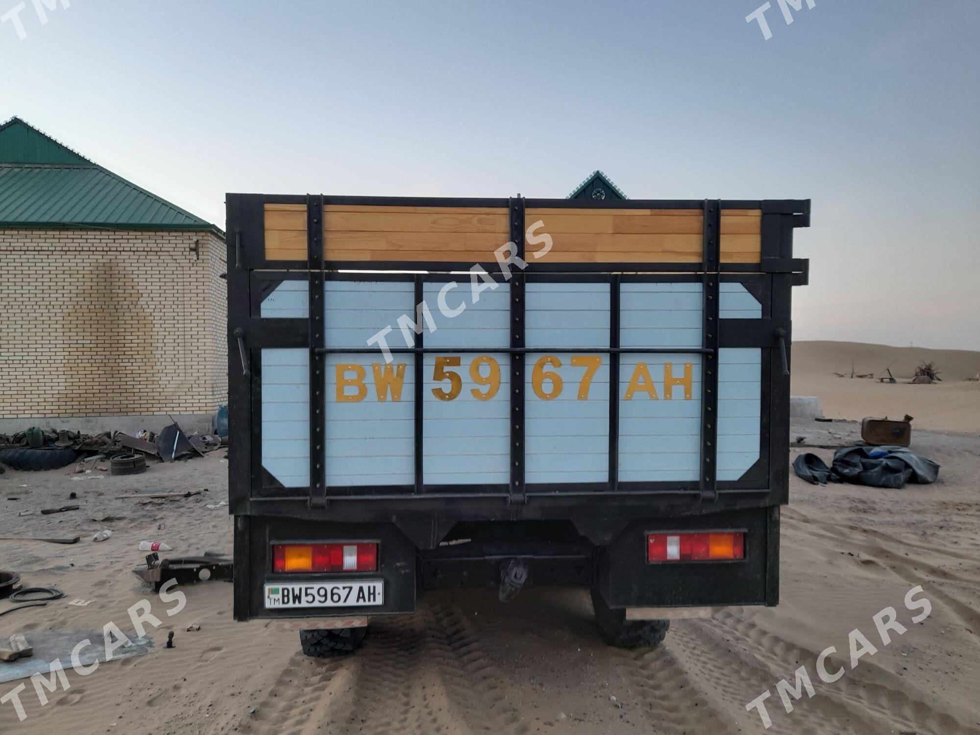 Kamaz Euro 3 2003 - 270 000 TMT - Ак-Бугдайский этрап - img 5