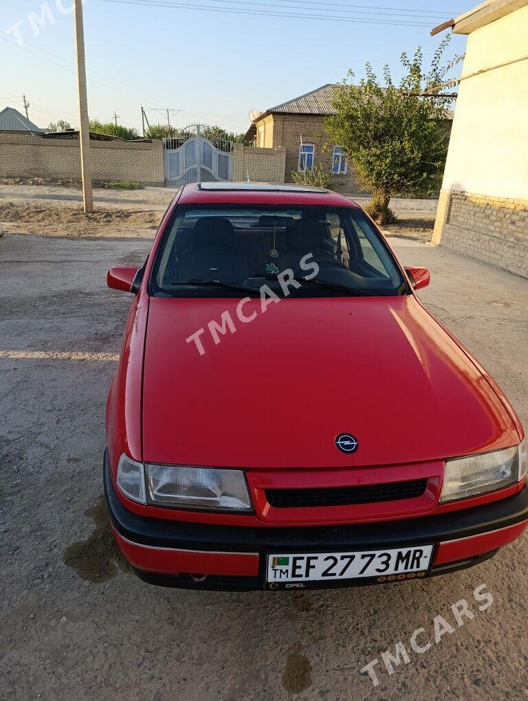 Opel Vectra 1991 - 30 000 TMT - Mary - img 10