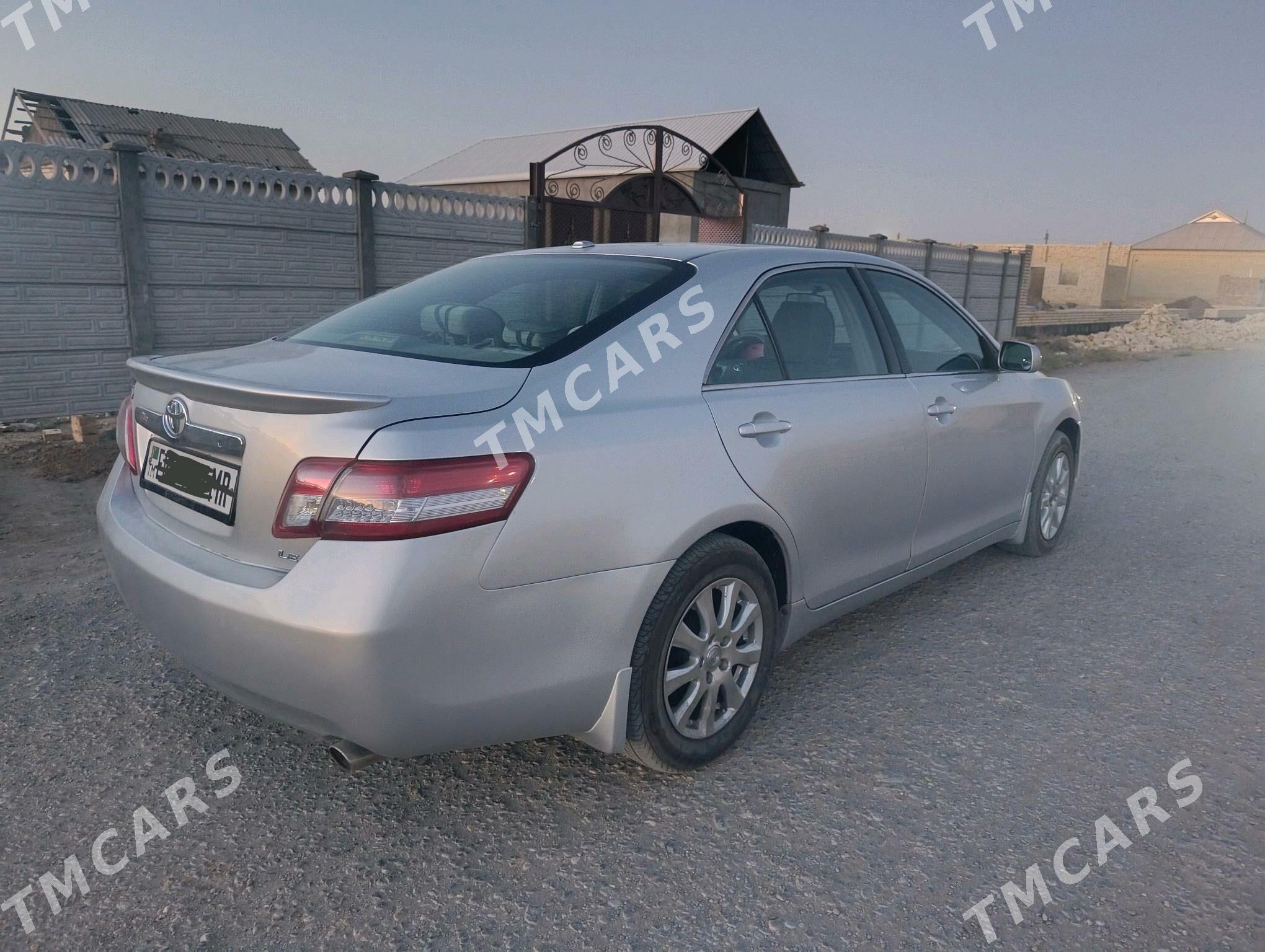 Toyota Camry 2010 - 220 000 TMT - Baýramaly - img 2