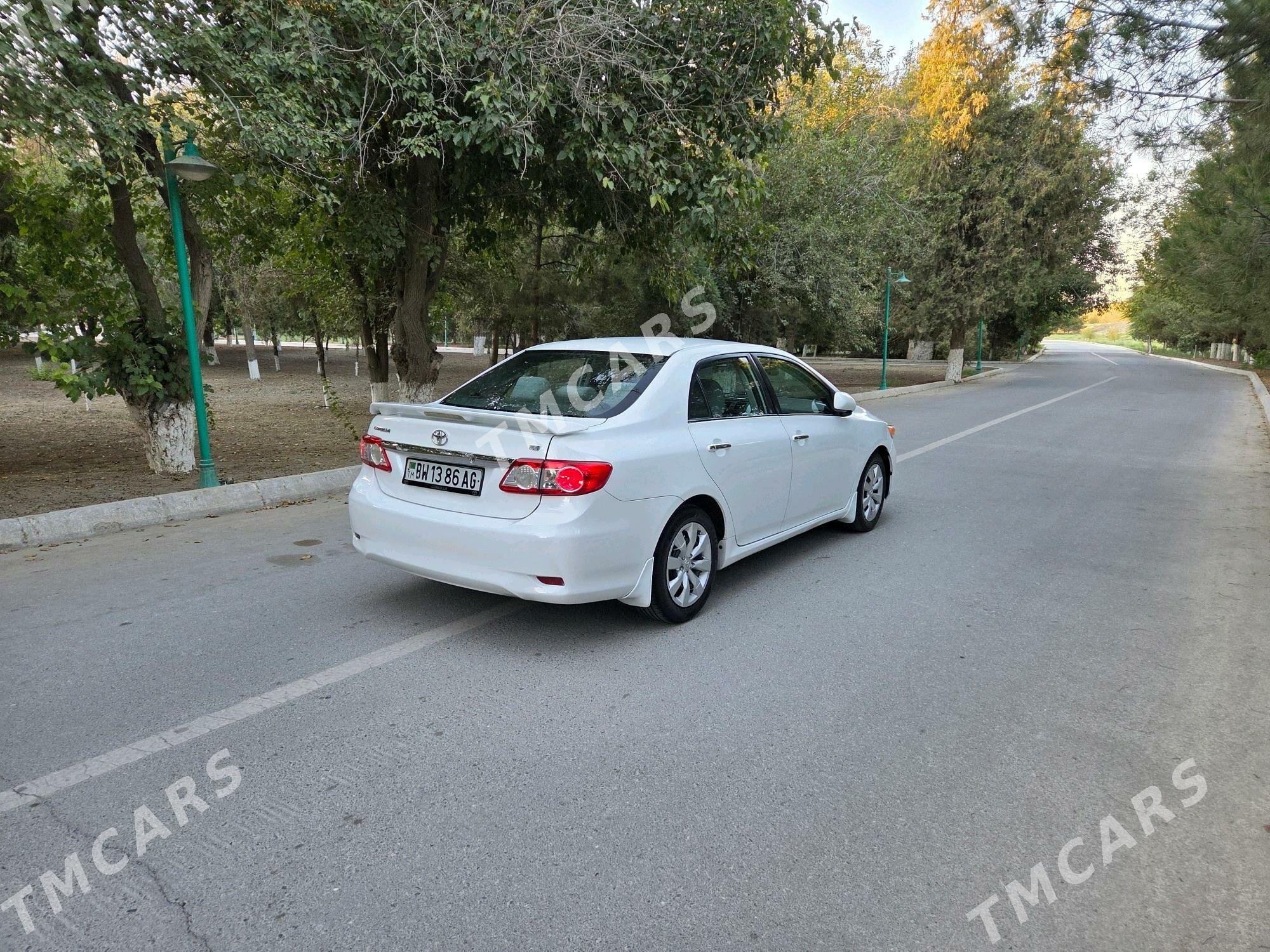 Toyota Corolla 2011 - 150 000 TMT - Гёкдепе - img 10