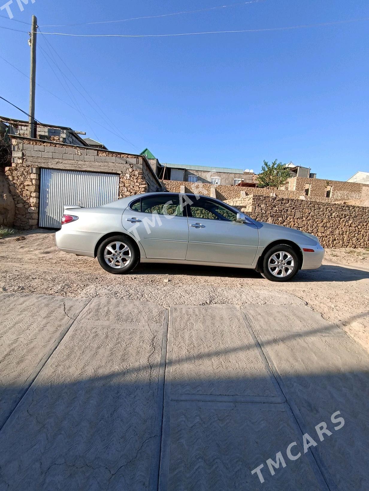Toyota Camry 2004 - 200 000 TMT - Магданлы - img 2