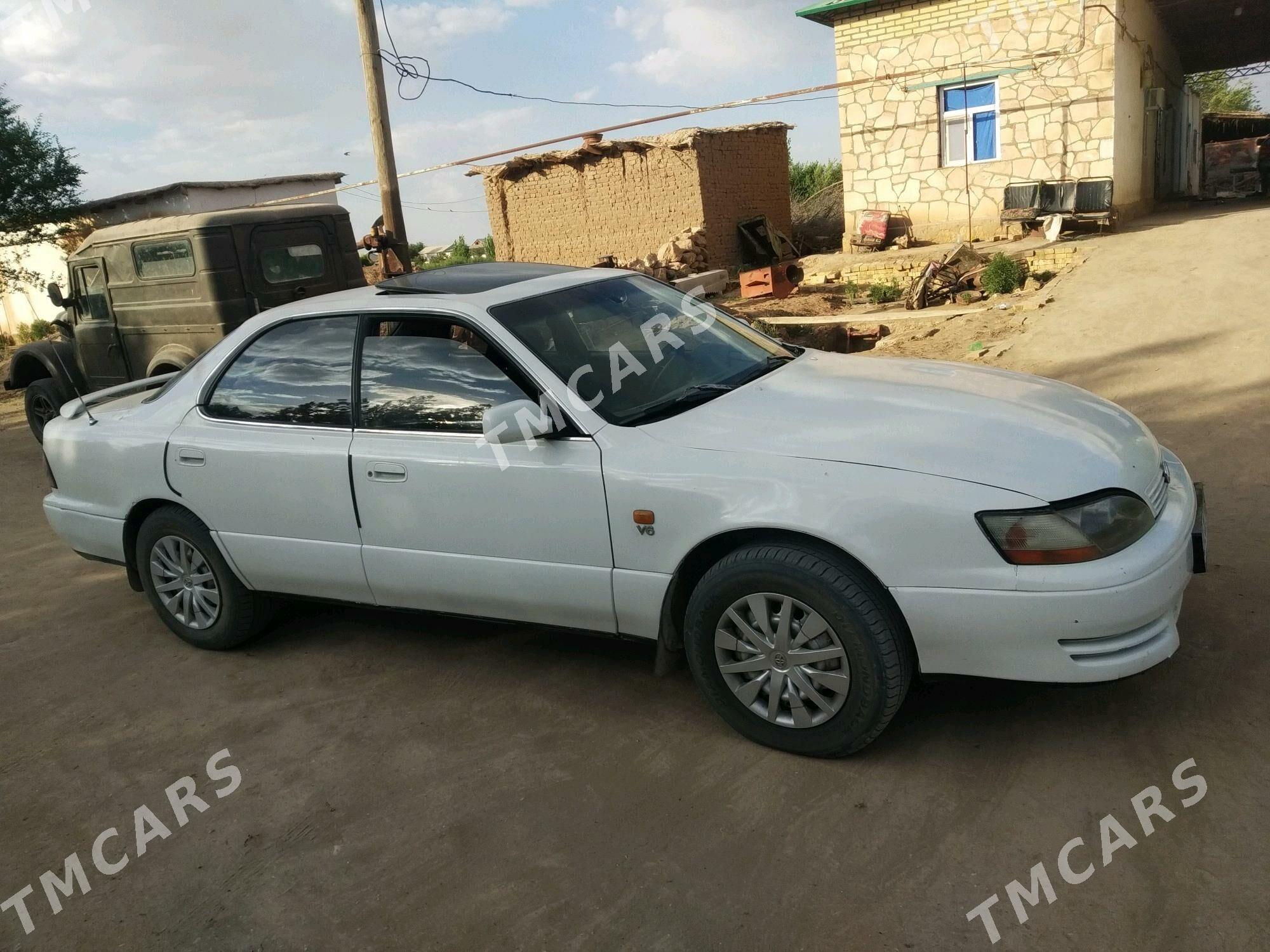 Lexus ES 300 1993 - 65 000 TMT - Hojambaz - img 2