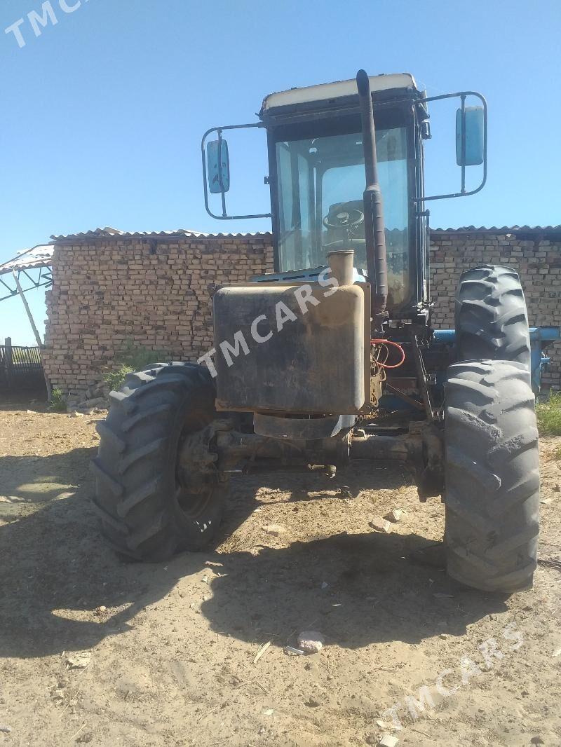 MTZ T-28 2002 - 120 000 TMT - Халач - img 2