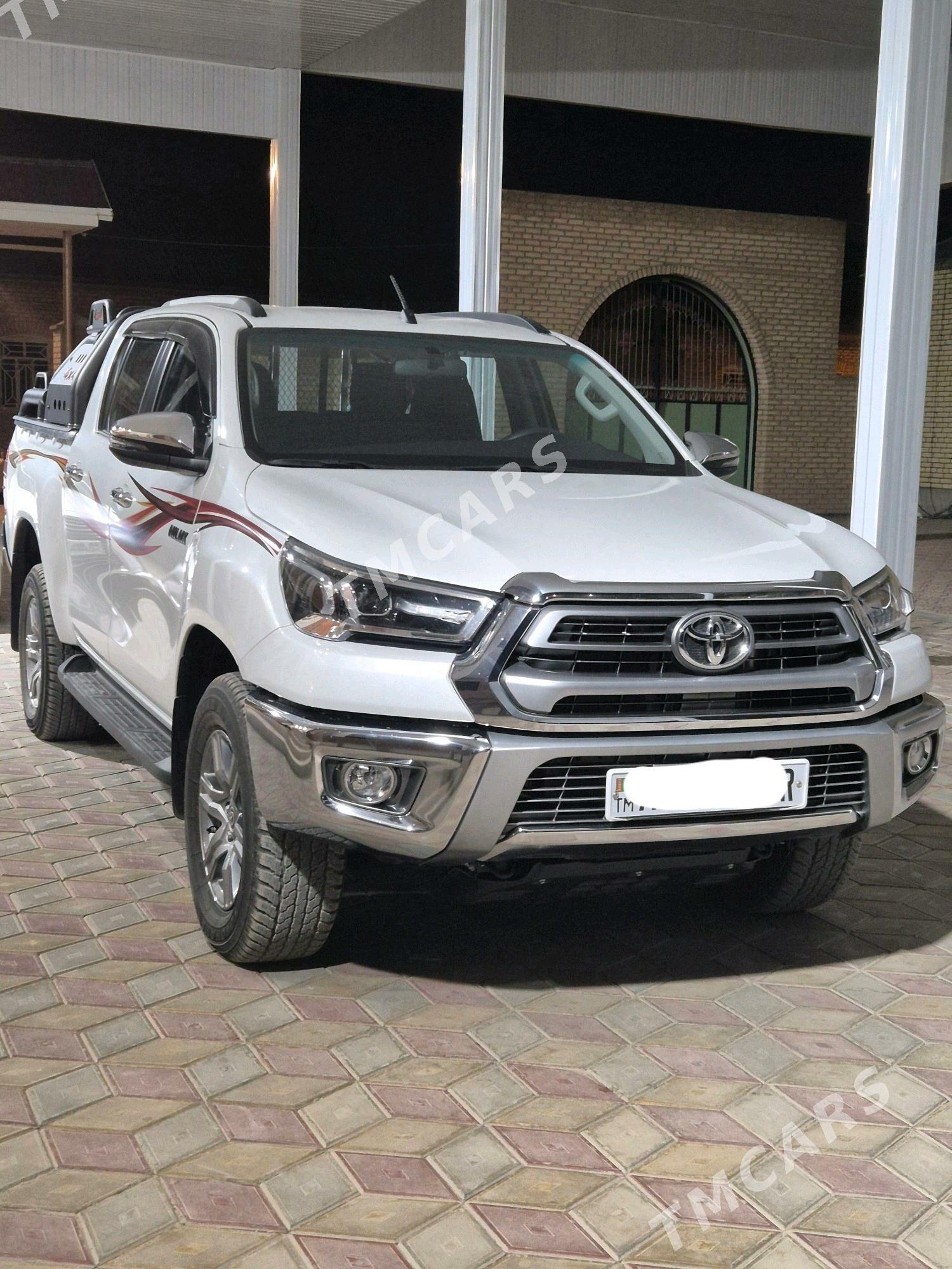 Toyota Hilux 2025 - 740 000 TMT - Мары - img 2