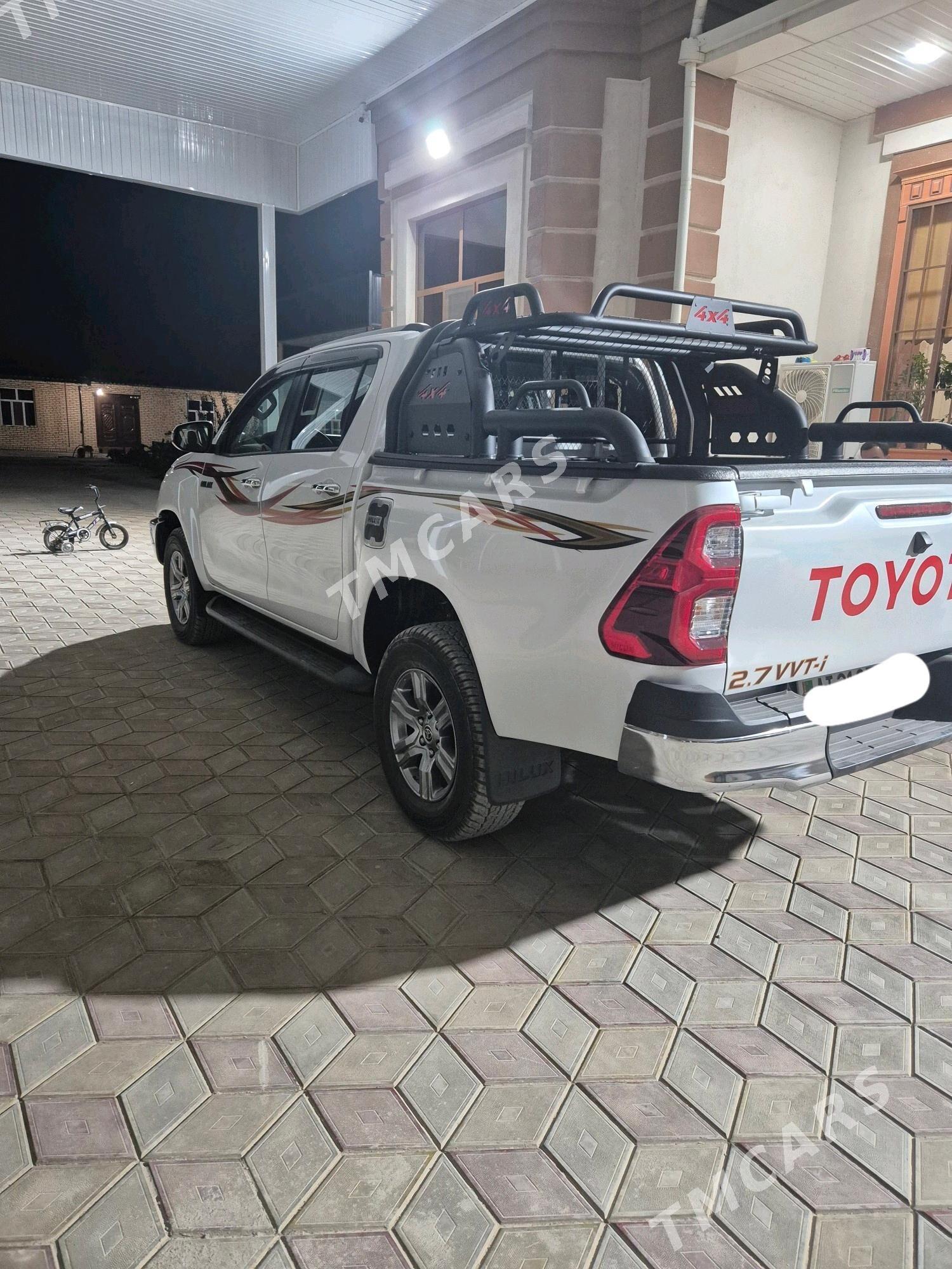 Toyota Hilux 2025 - 740 000 TMT - Мары - img 4