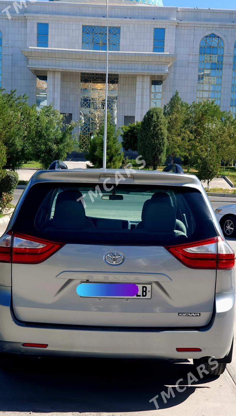Toyota Sienna 2017 - 345 000 TMT - Туркменабат - img 3