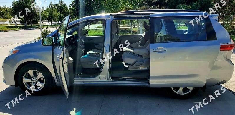 Toyota Sienna 2017 - 345 000 TMT - Туркменабат - img 9