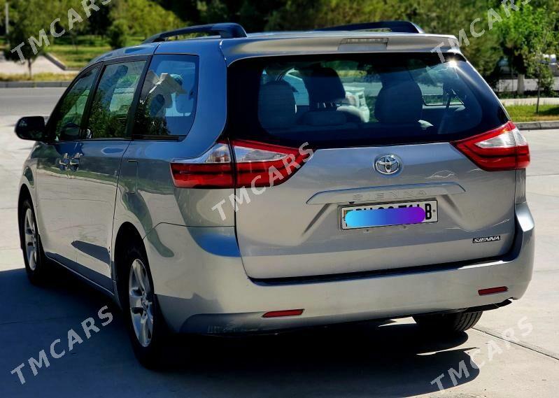 Toyota Sienna 2017 - 345 000 TMT - Туркменабат - img 4