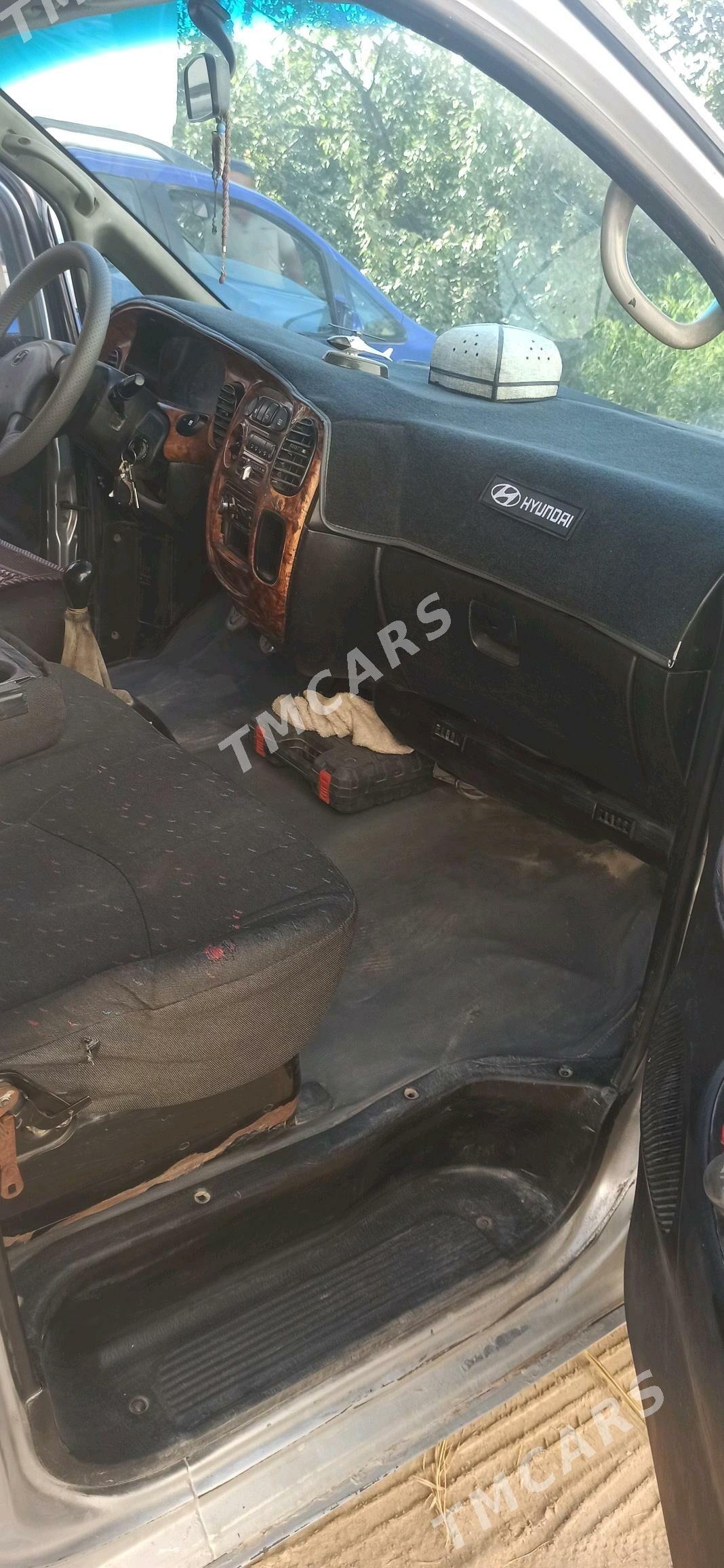 Hyundai Staria 2000 - 90 000 TMT - Дашогуз - img 5