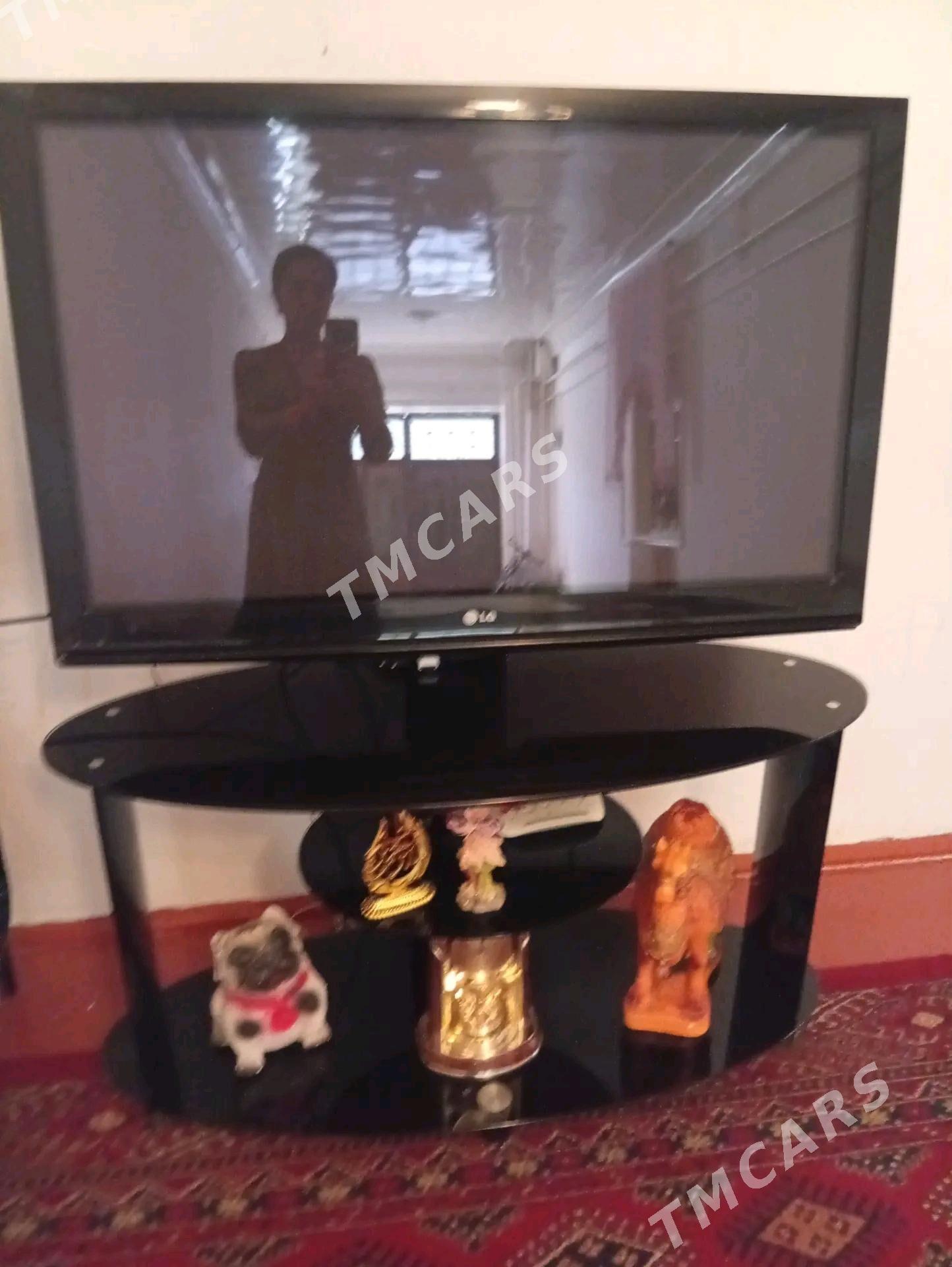 telewizor LG 42lik - Daşoguz - img 2