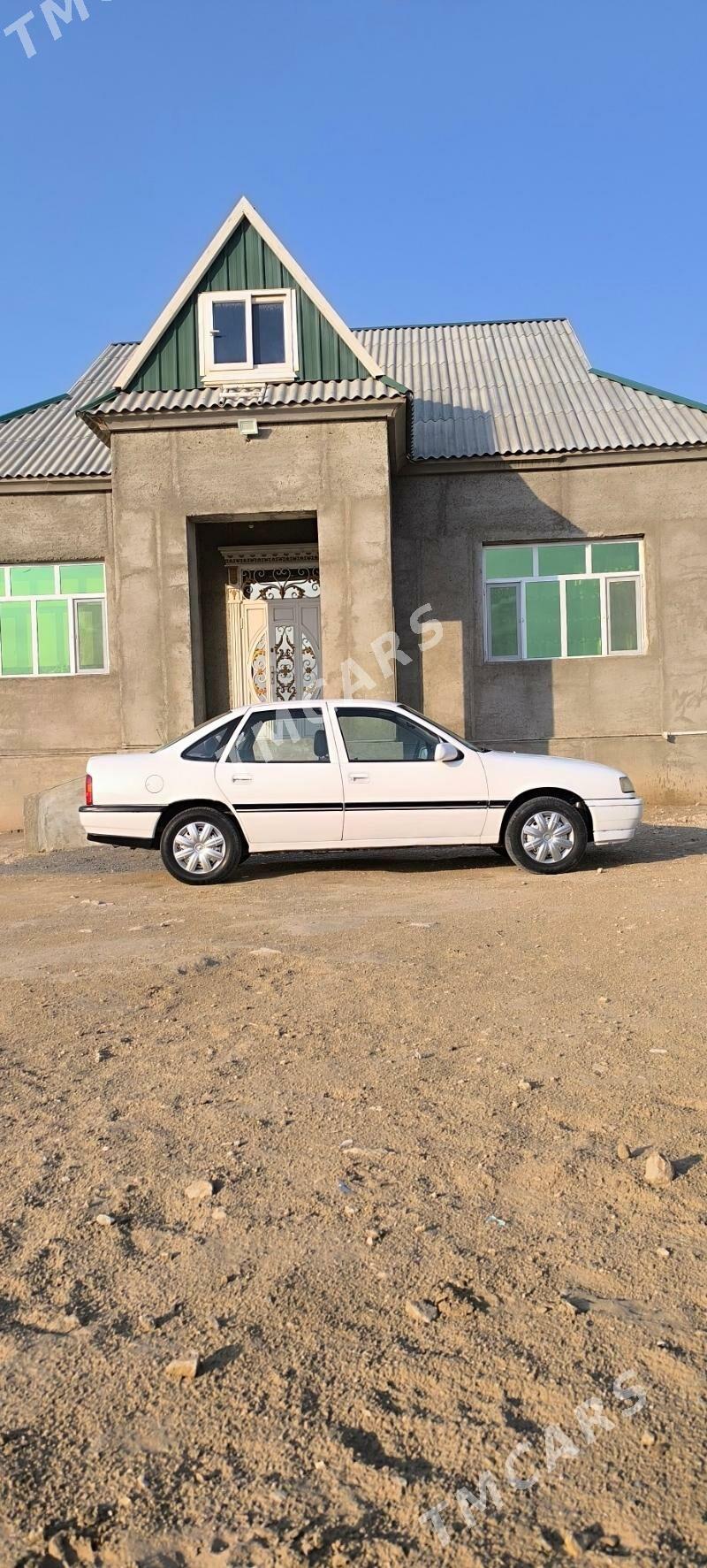 Opel Vectra 1990 - 33 000 TMT - Türkmenbaşy - img 3