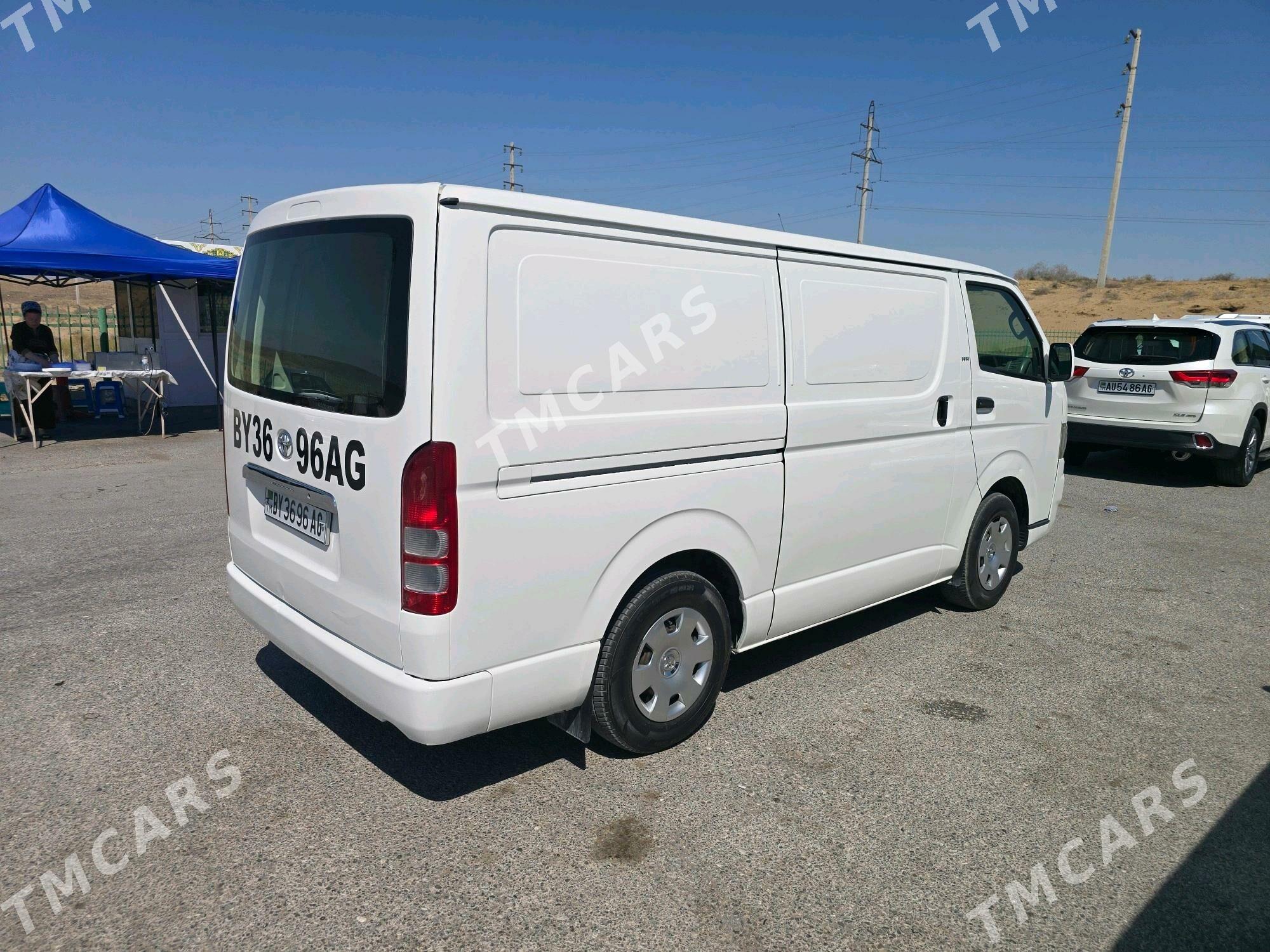 Toyota Hiace 2010 - 300 000 TMT - Туркменабат - img 5