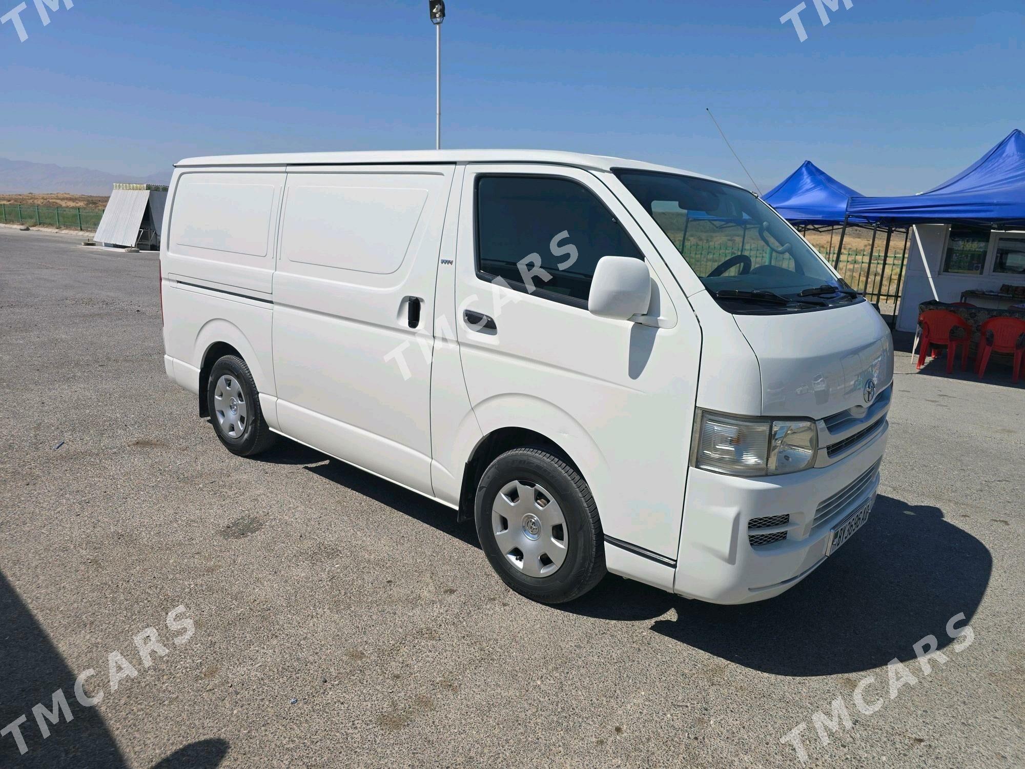 Toyota Hiace 2010 - 300 000 TMT - Туркменабат - img 6