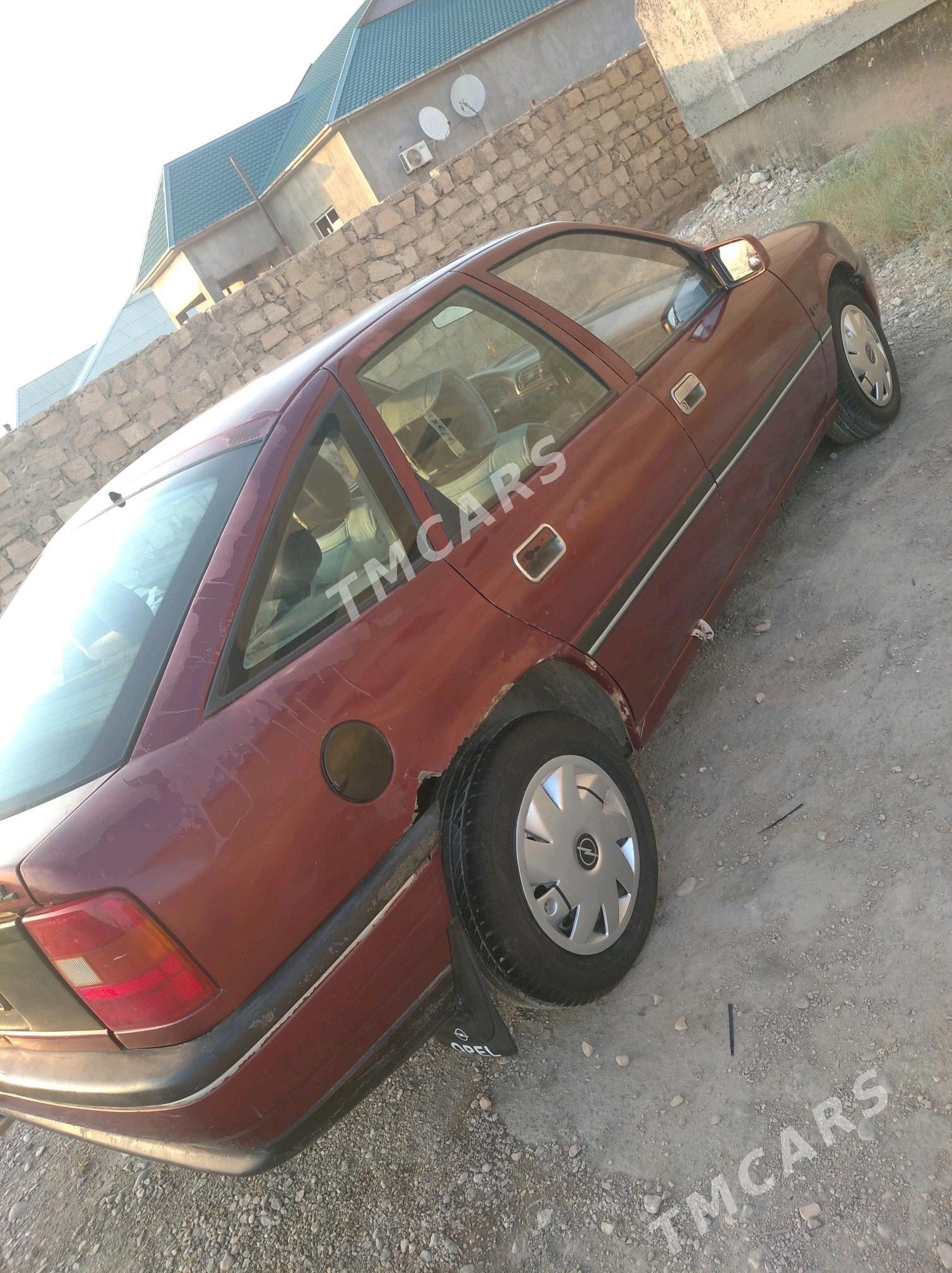 Opel Vectra 1992 - 30 000 TMT - Balkanabat - img 3
