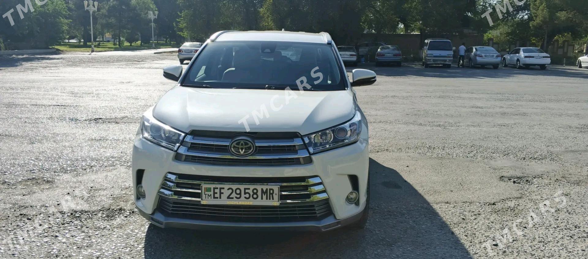 Toyota Highlander 2019 - 400 000 TMT - Sakarçäge - img 2