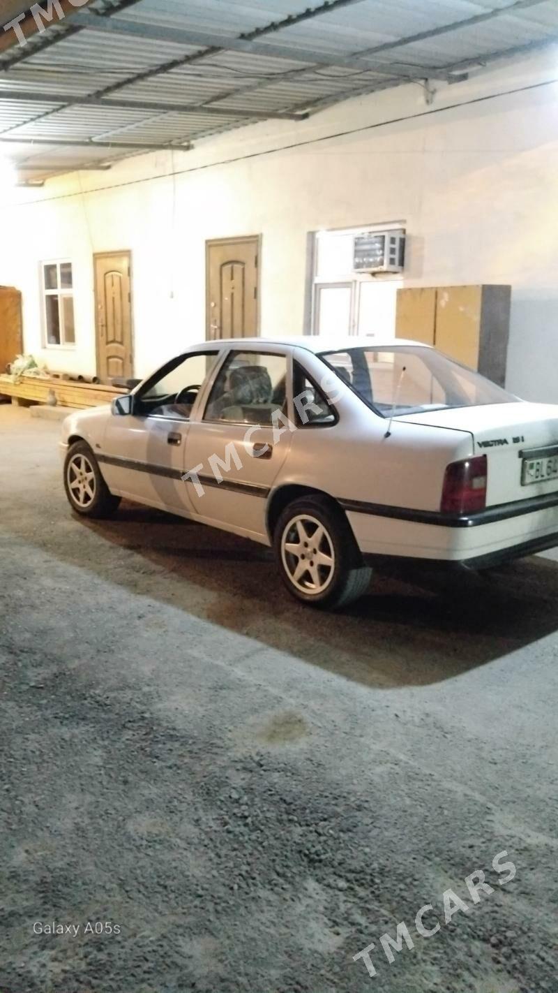 Opel Vectra 1991 - 32 000 TMT - Ruhabat (90-njy razýezd) - img 3