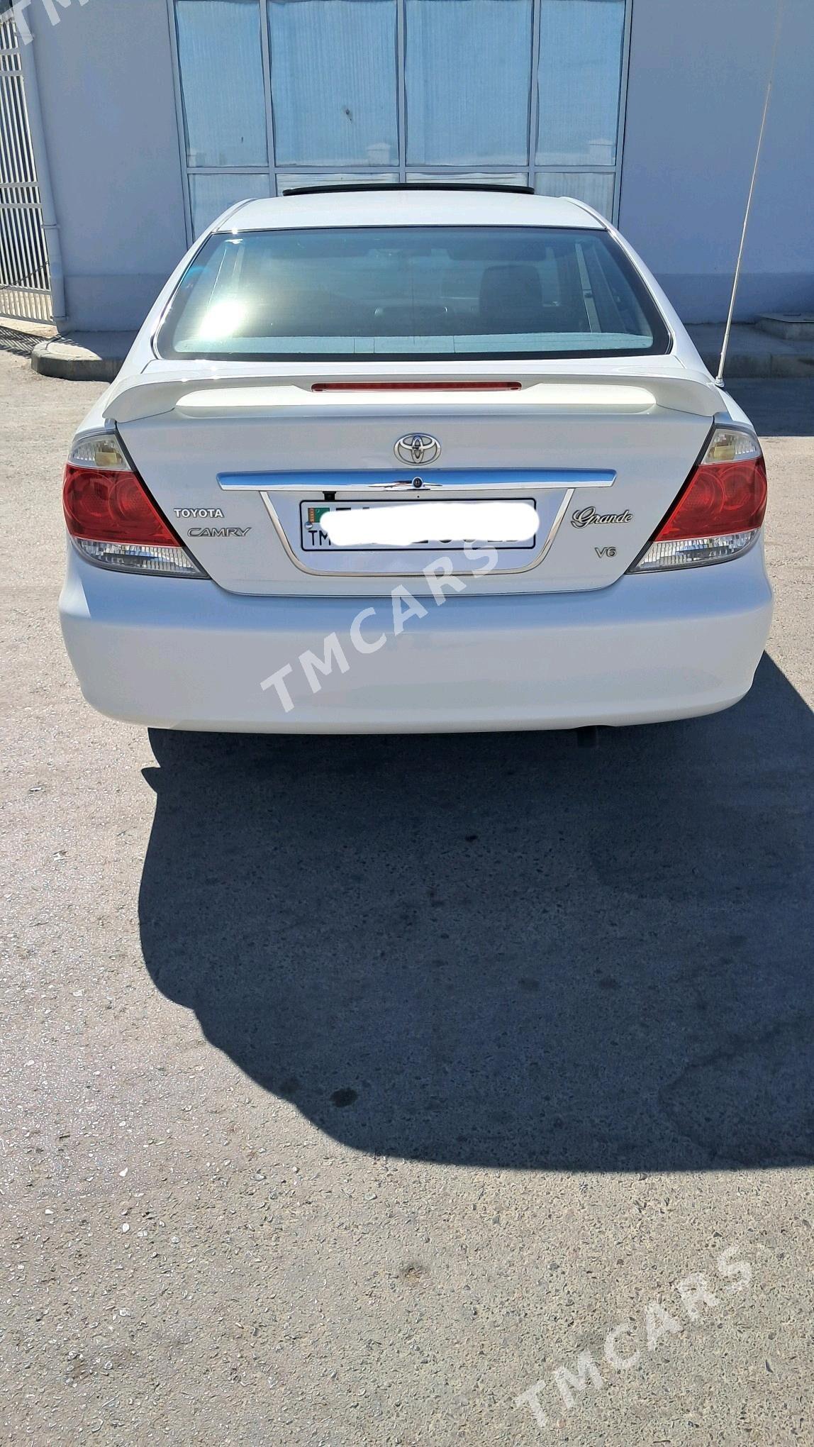 Toyota Camry 2005 - 240 000 TMT - Kerki - img 5