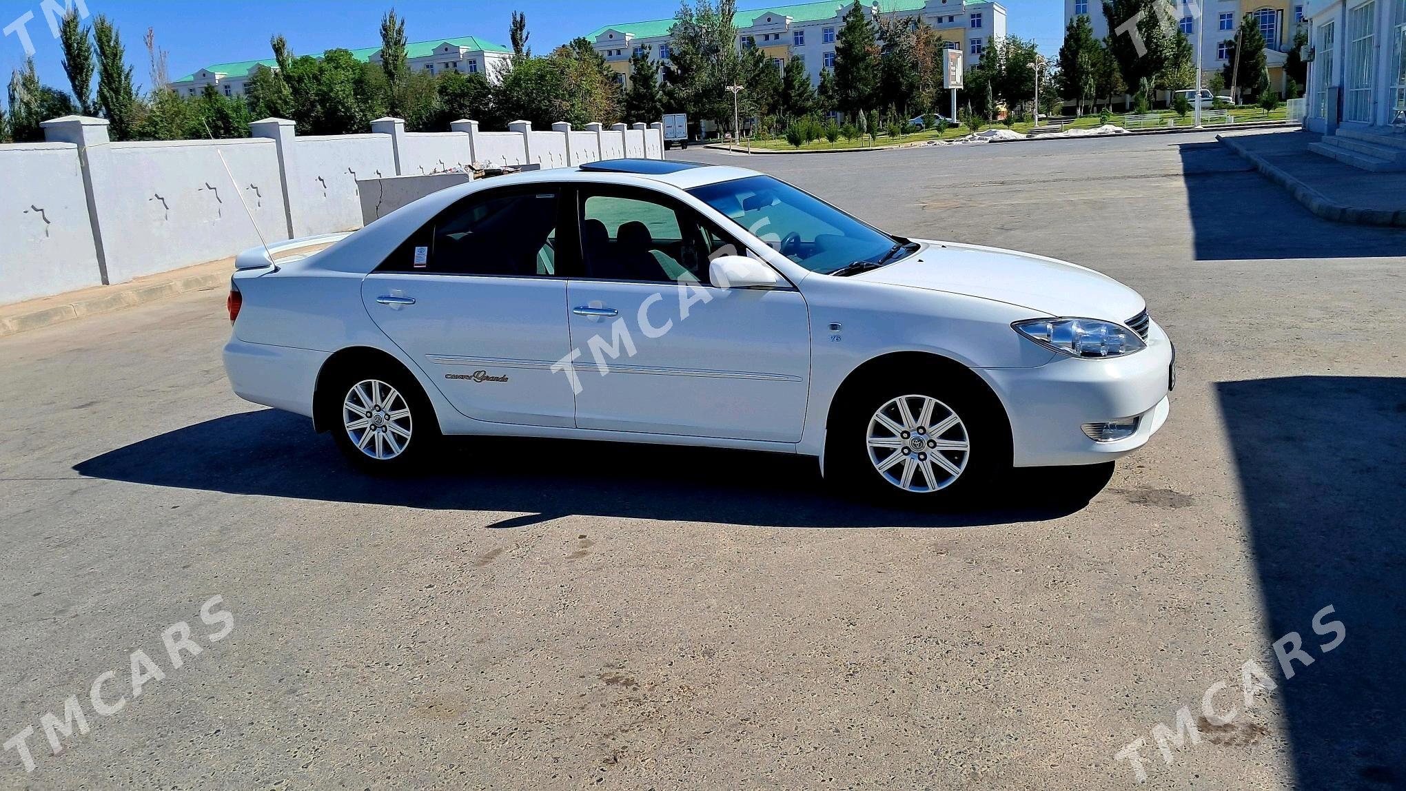 Toyota Camry 2005 - 240 000 TMT - Kerki - img 6