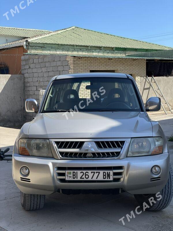 Mitsubishi Pajero 2005 - 150 000 TMT - Türkmenbaşy - img 4