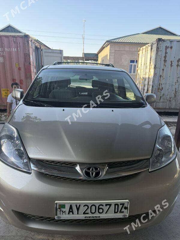 Toyota Sienna 2008 - 250 000 TMT - Şabat etr. - img 3