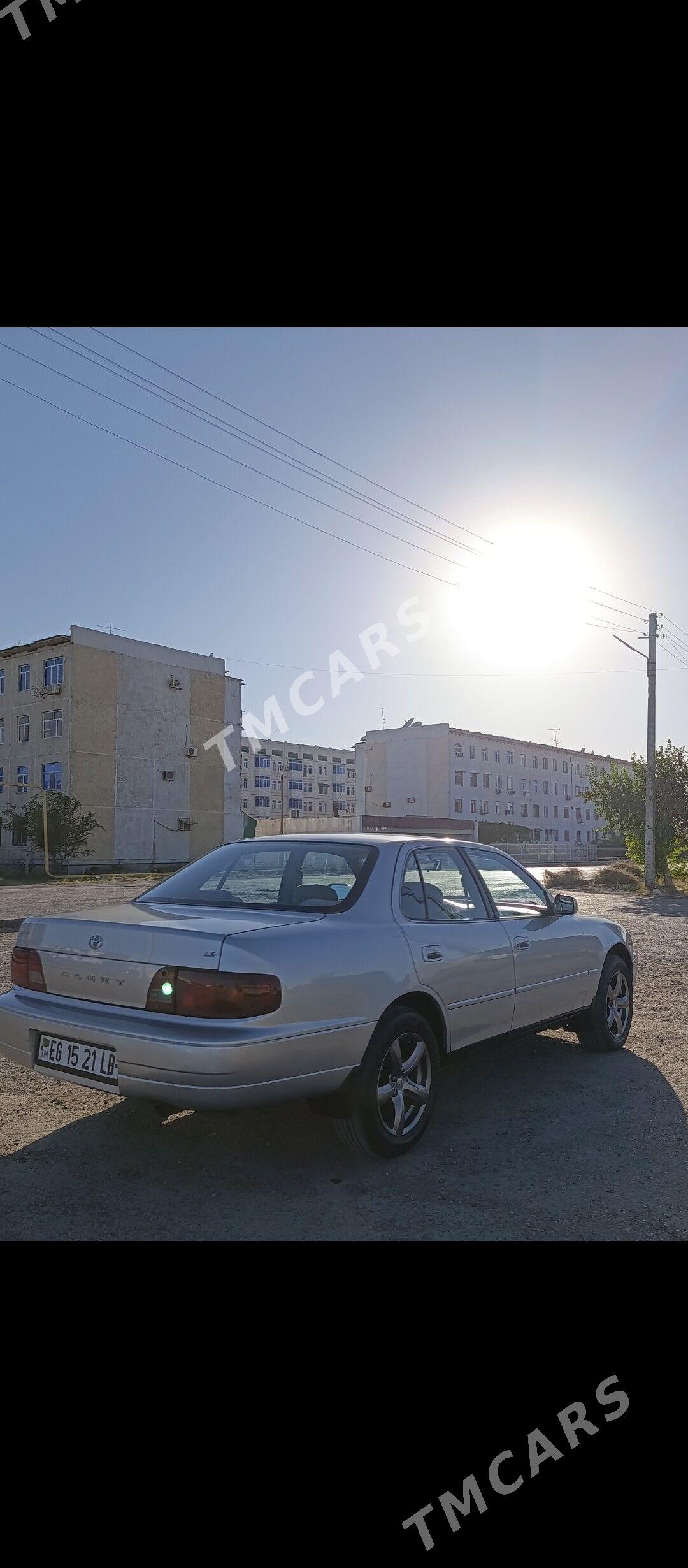 Toyota Camry 1996 - 110 000 TMT - Туркменабат - img 4