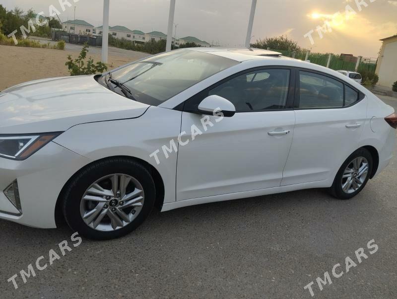 Hyundai Elantra 2019 - 200 000 TMT - Ашхабад - img 2