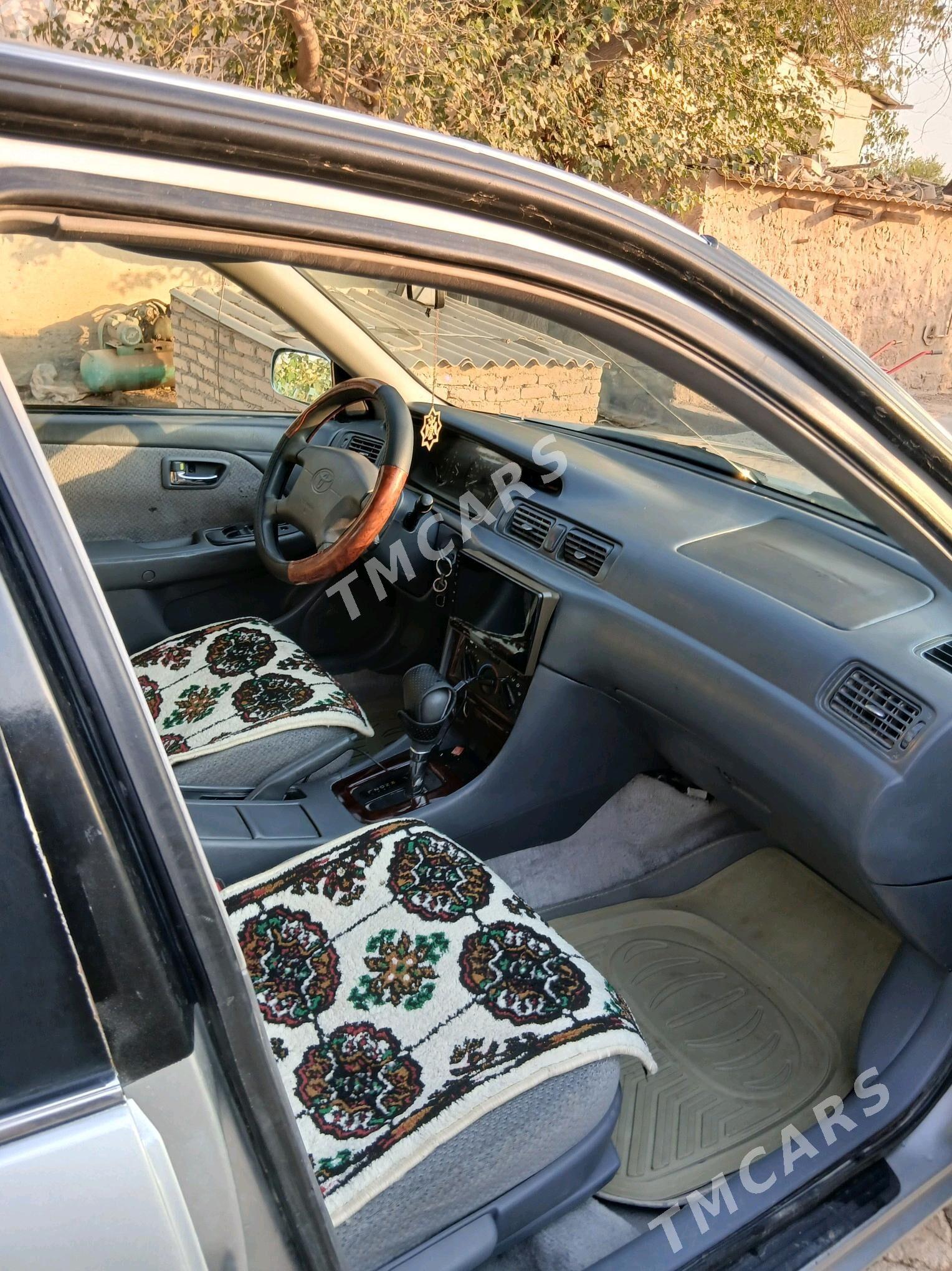 Toyota Camry 2000 - 140 000 TMT - Hojambaz - img 3