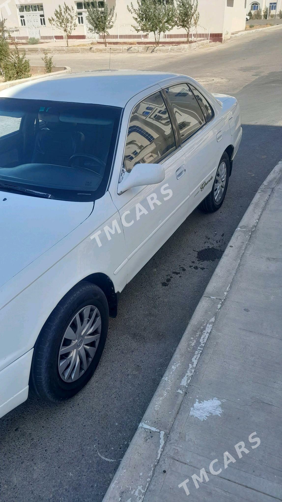 Toyota Camry 1995 - 93 000 TMT - Türkmenabat - img 8